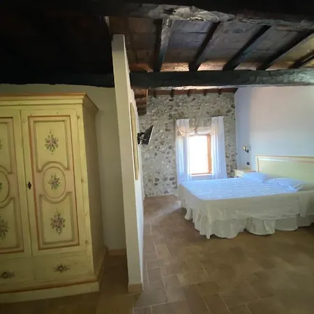 Relais Il Monaco Bed & Breakfast 2*