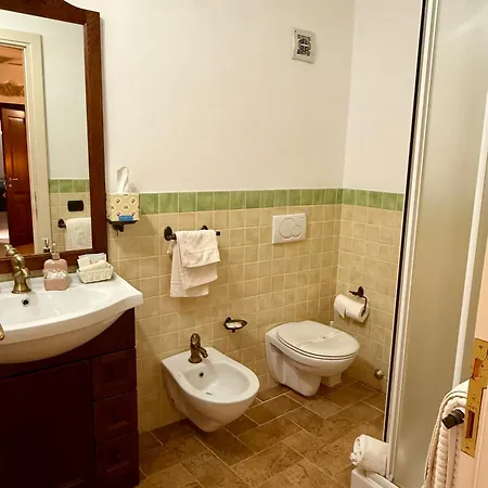 Oda ve Kahvaltı Relais Il Monaco Artena