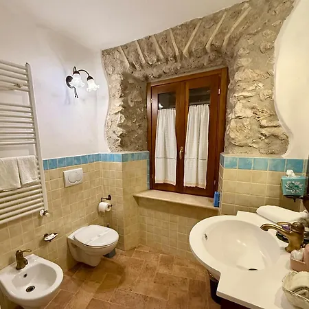 Oda ve Kahvaltı Relais Il Monaco Artena