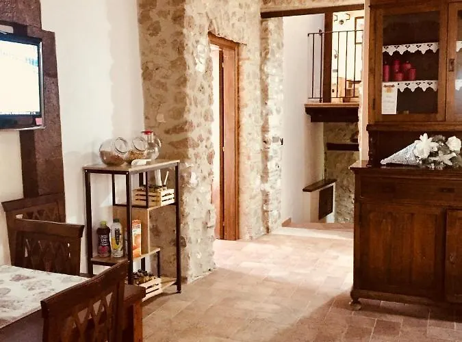 Relais Il Monaco Alojamento de Acomodação e Pequeno-almoço Artena